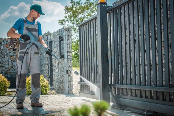 Best Animal Enclosure Cleaning  in Hawkinsville, GA